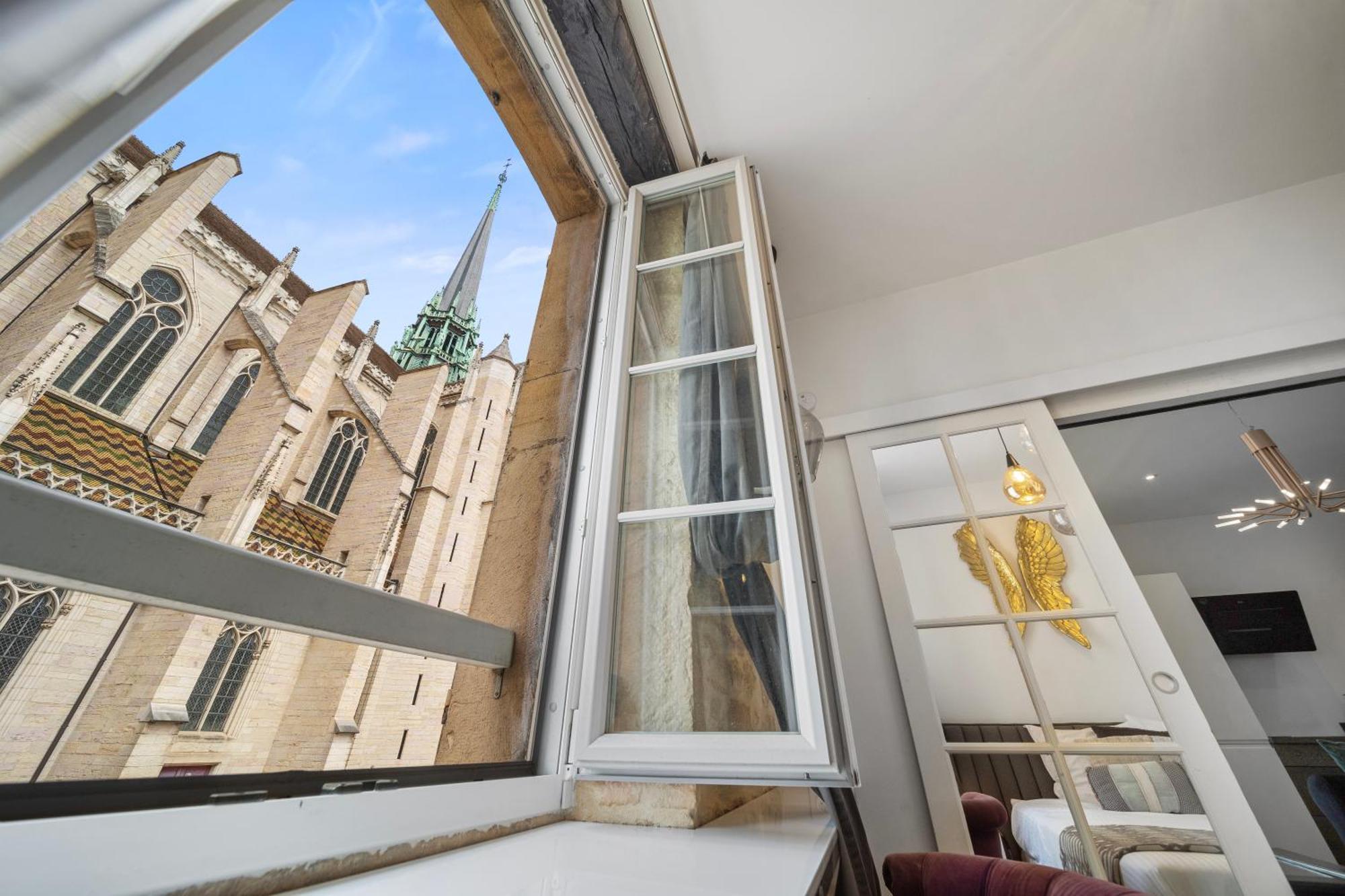 La Suite Indivio - Appartement Standing Vue Cathedrale Dijon Buitenkant foto